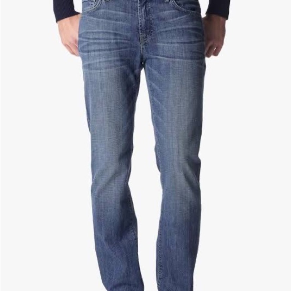 7 for all Mankind Standard Button Fly Jeans. Argyle Embroidered Pocket. Size 30.